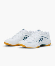 White Yonex POWER CUSHION 65 Z4 men’s badminton shoe